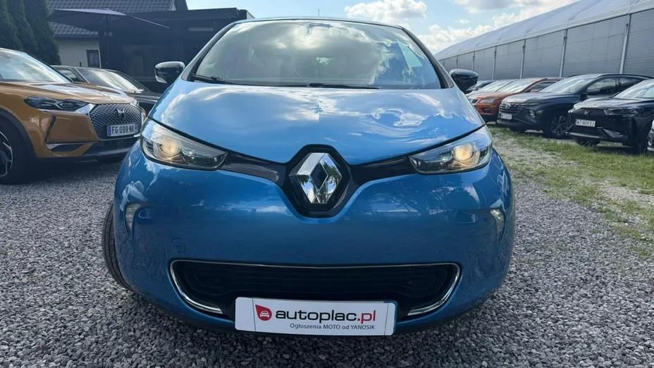 RENAULT ZOE -