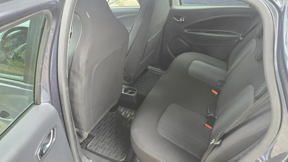 RENAULT ZOE -