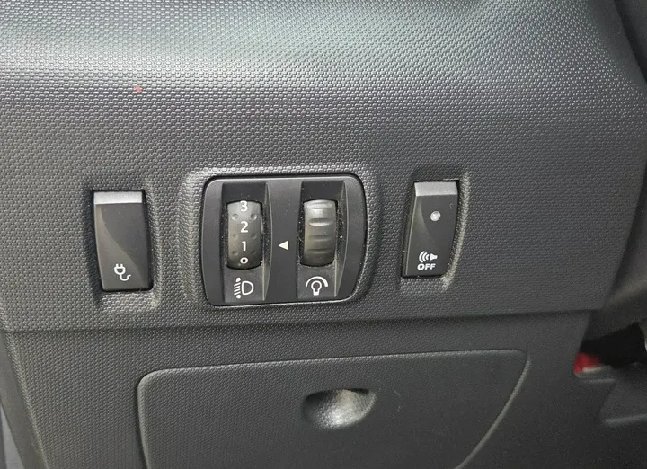RENAULT ZOE -