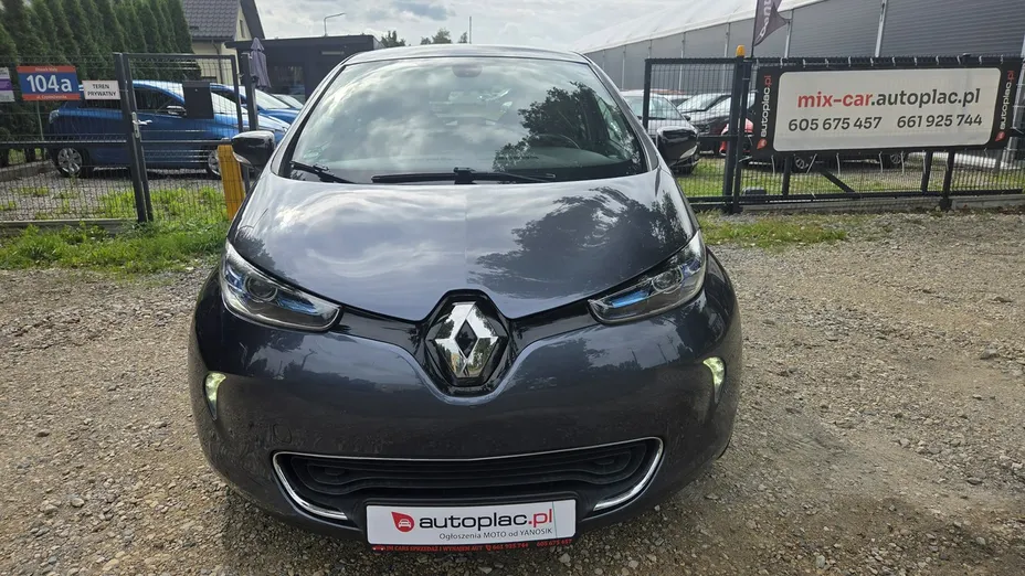 RENAULT ZOE -