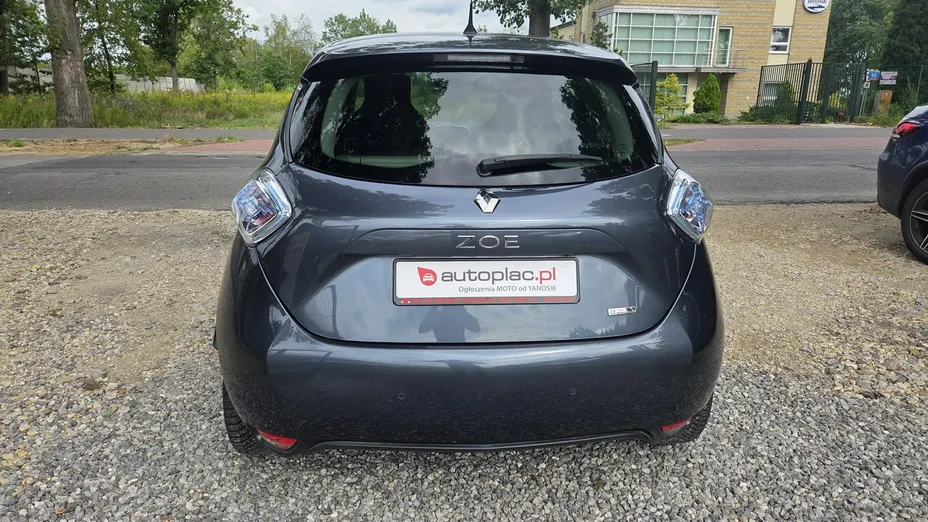 RENAULT ZOE -