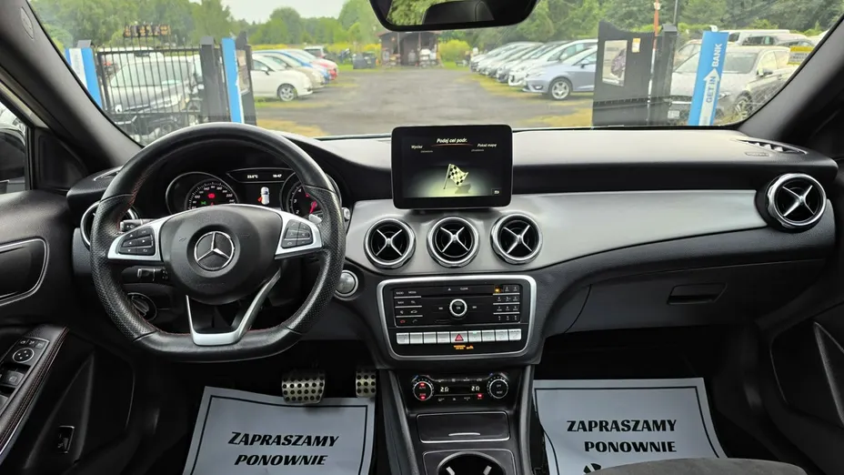 MERCEDES-BENZ GLA -