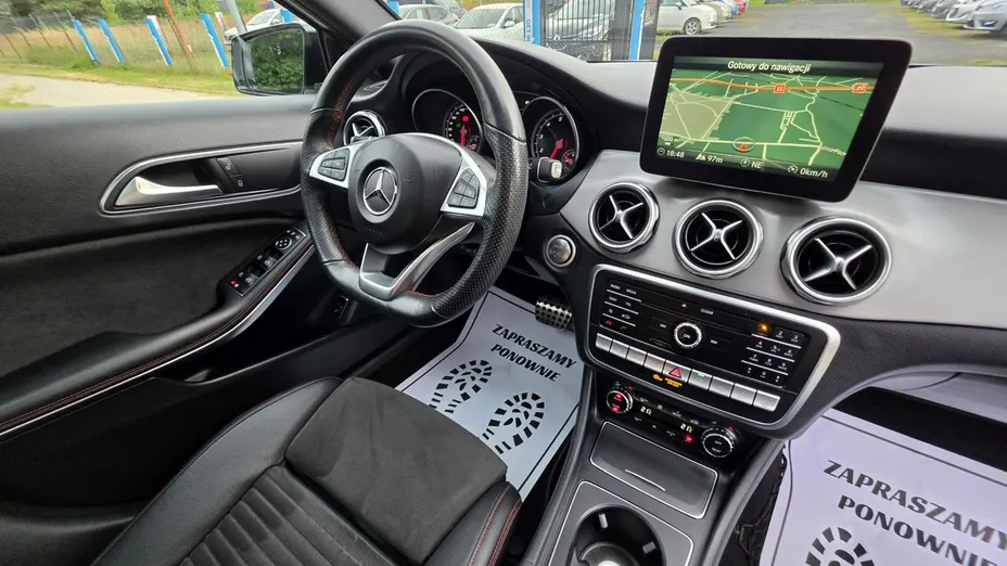 MERCEDES-BENZ GLA -