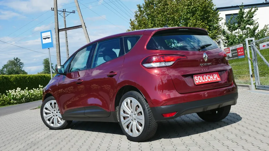 RENAULT Scenic -