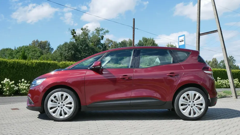 RENAULT Scenic -