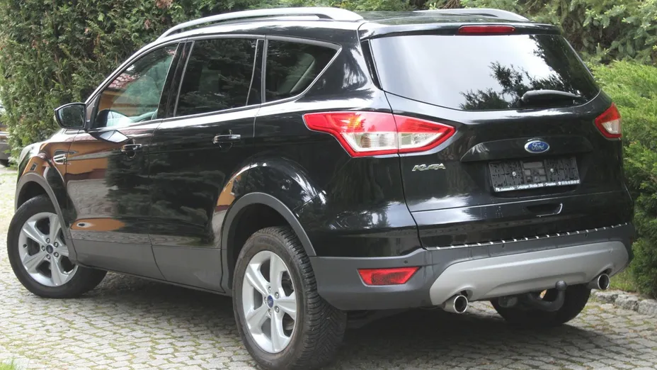 FORD Kuga -