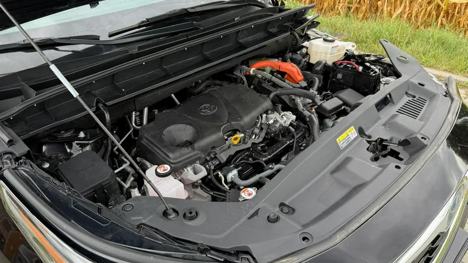 TOYOTA Highlander -