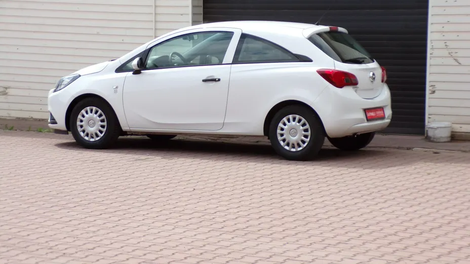 OPEL Corsa -