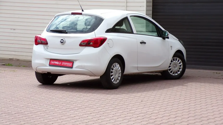 OPEL Corsa -