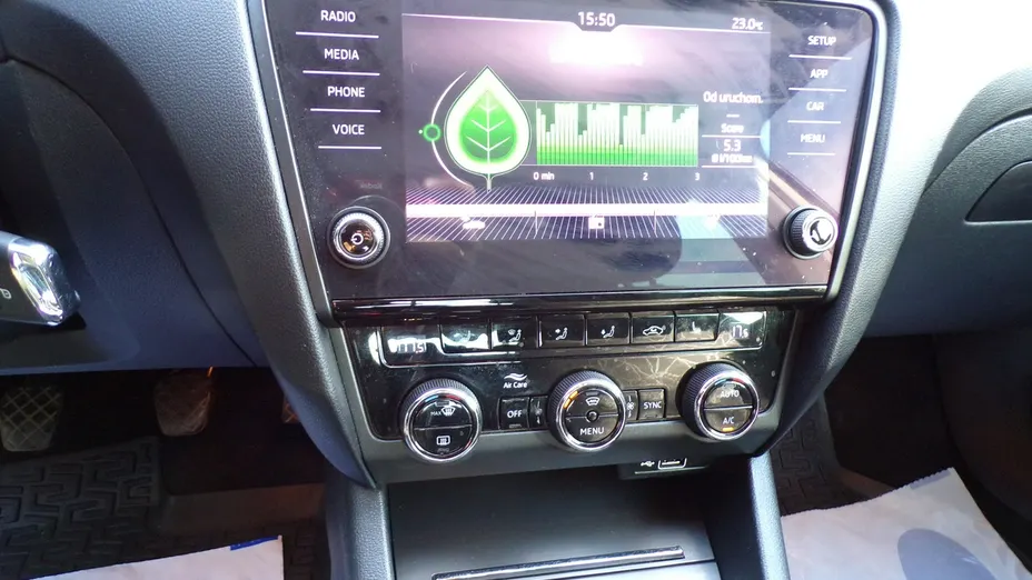 SKODA Octavia -