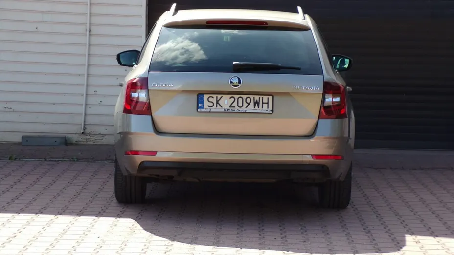 SKODA Octavia -