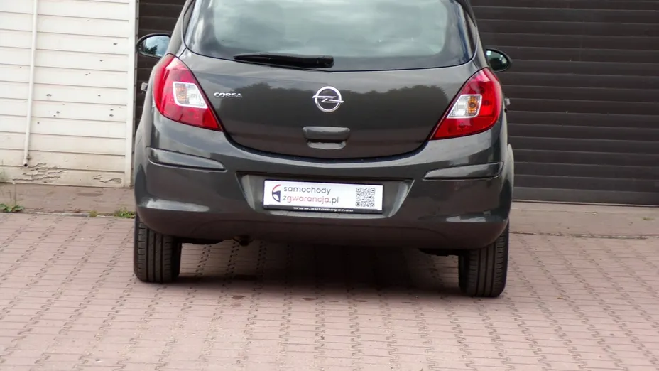 OPEL Corsa -