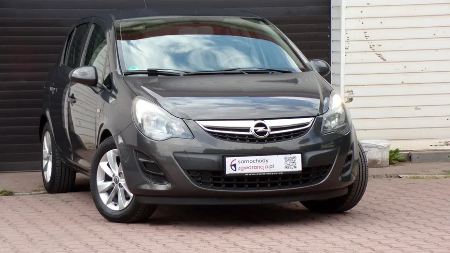 OPEL Corsa -