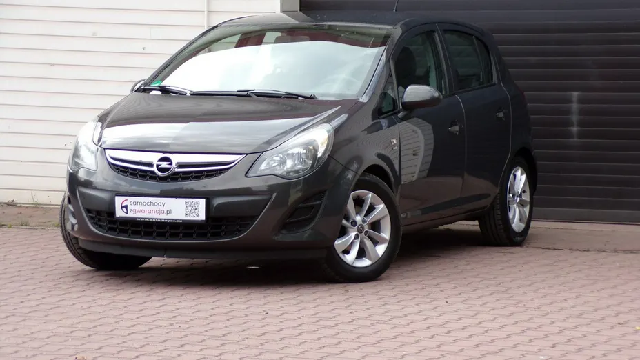 OPEL Corsa -