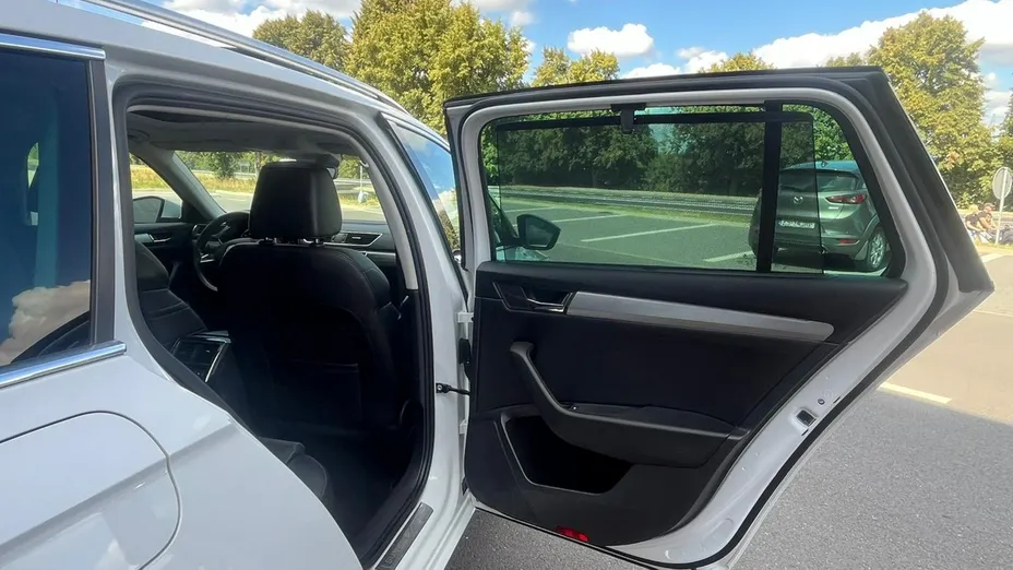 SKODA Superb -