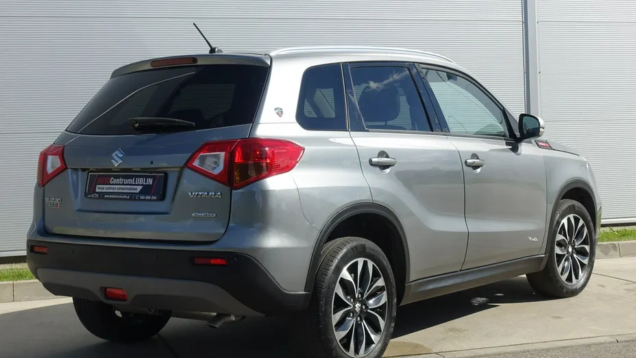 SUZUKI Vitara -