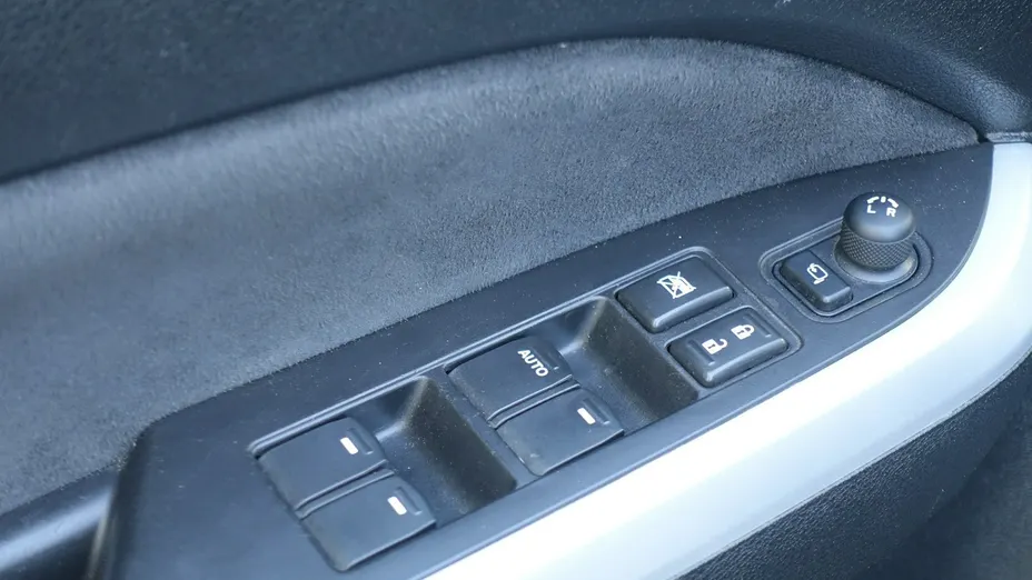 SUZUKI Vitara -