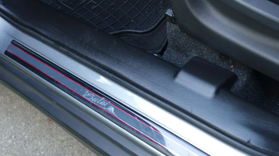 SUZUKI Vitara -
