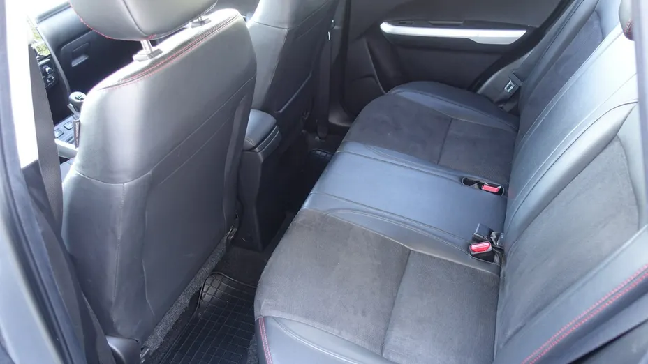 SUZUKI Vitara -
