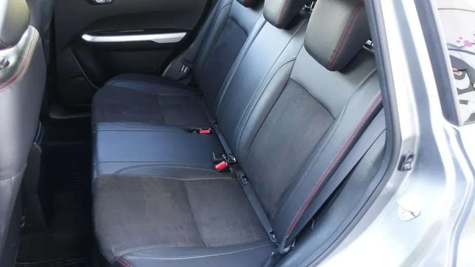 SUZUKI Vitara -