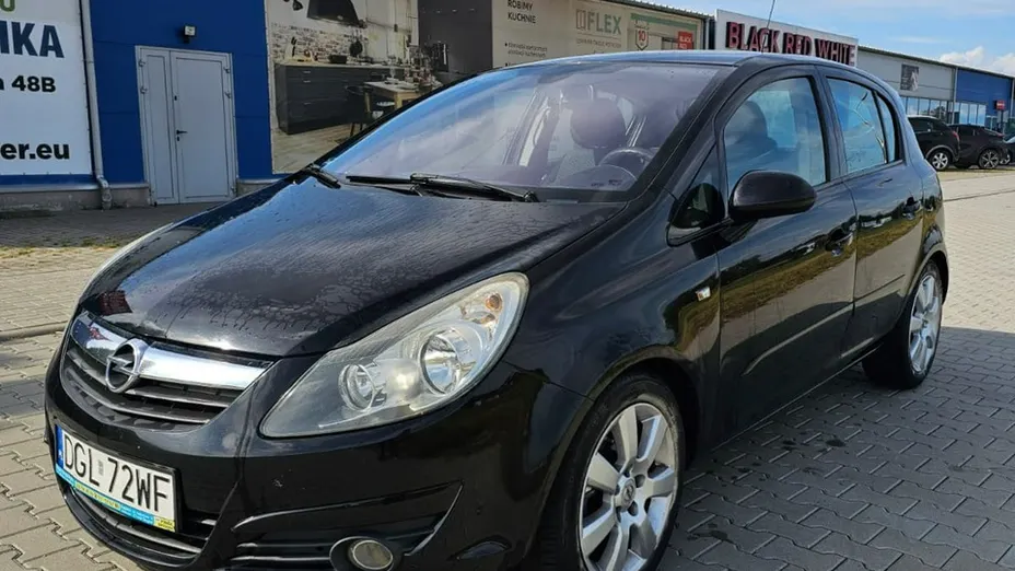 OPEL Corsa -