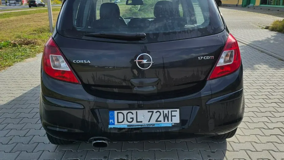OPEL Corsa -