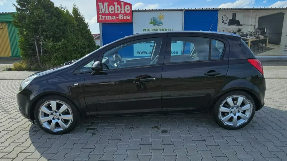 OPEL Corsa -
