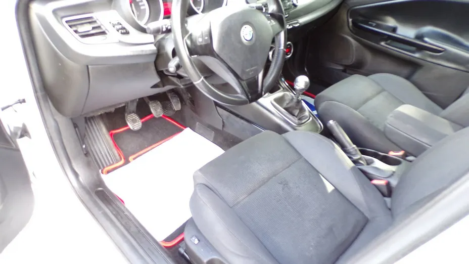 ALFA ROMEO Giulietta -