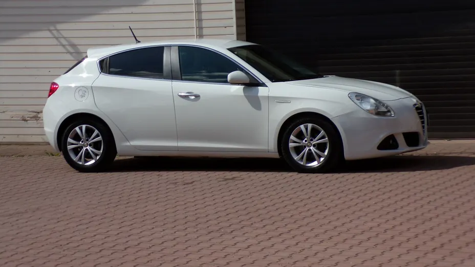 ALFA ROMEO Giulietta -