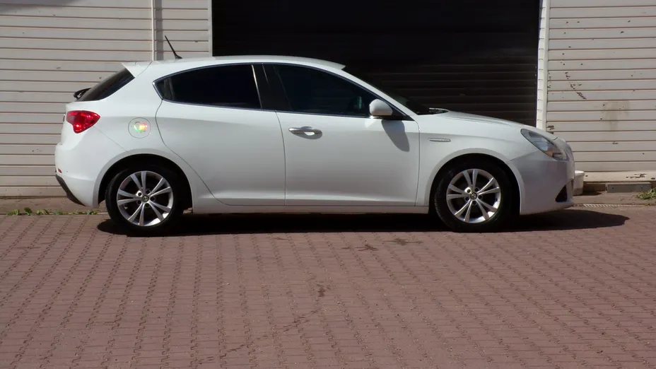 ALFA ROMEO Giulietta -