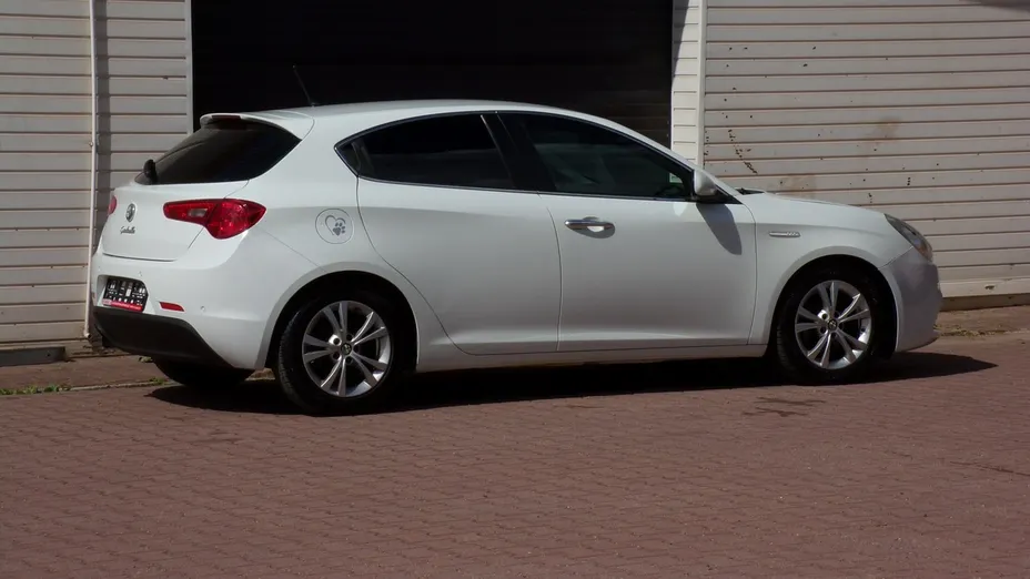 ALFA ROMEO Giulietta -