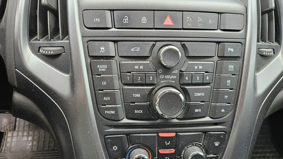 OPEL Astra -