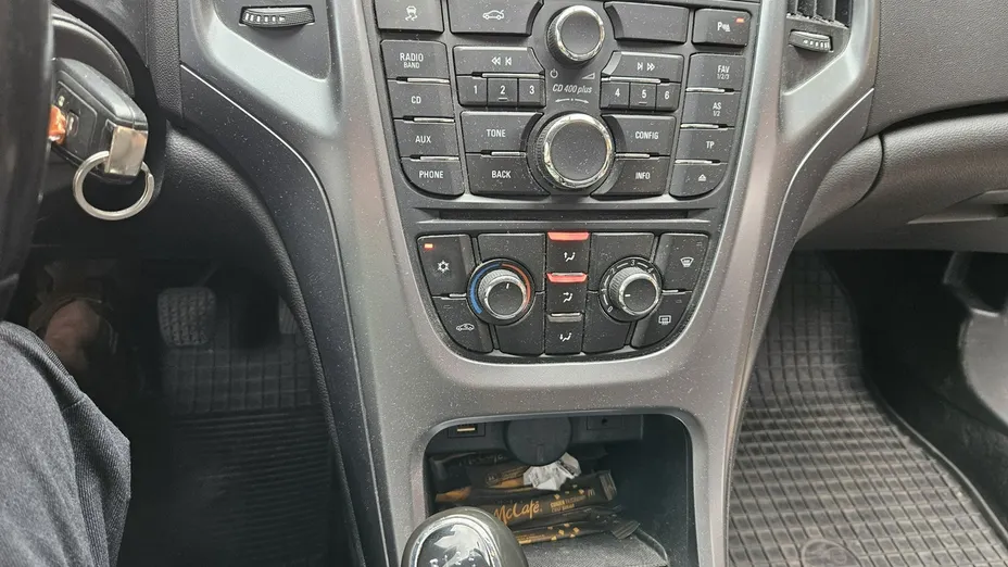 OPEL Astra -