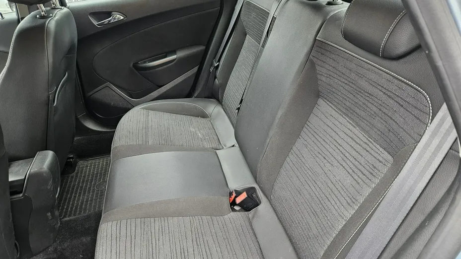 OPEL Astra -