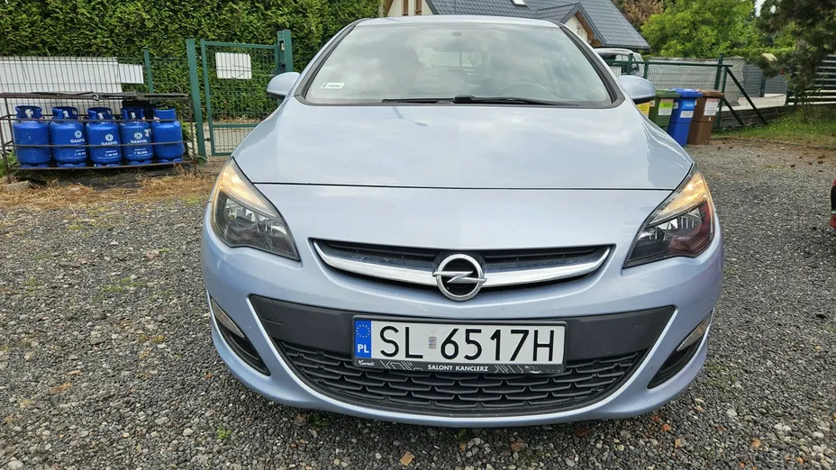 OPEL Astra -