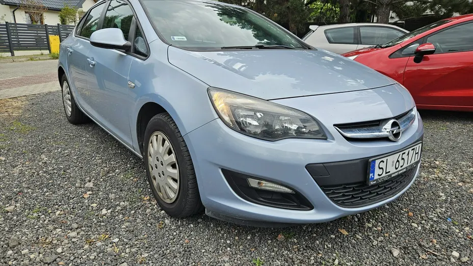OPEL Astra -