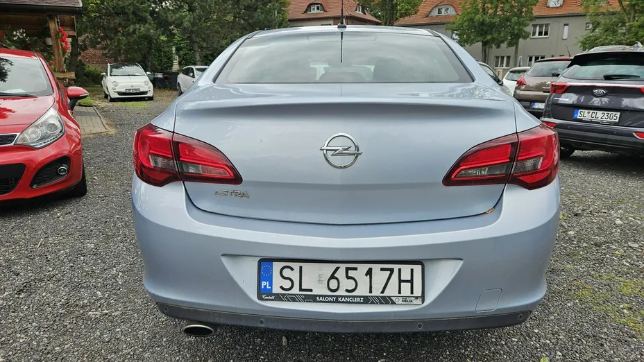 OPEL Astra -
