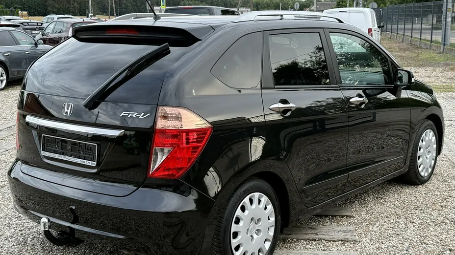 HONDA FR-V -