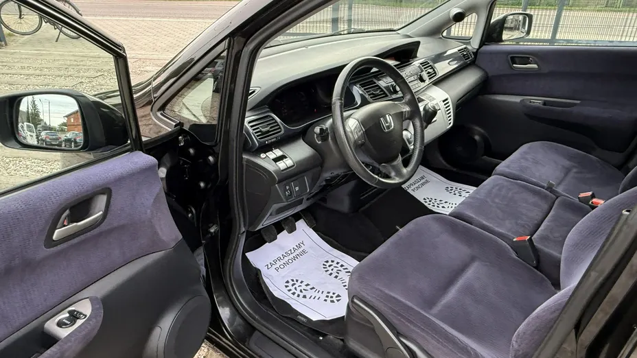 HONDA FR-V -