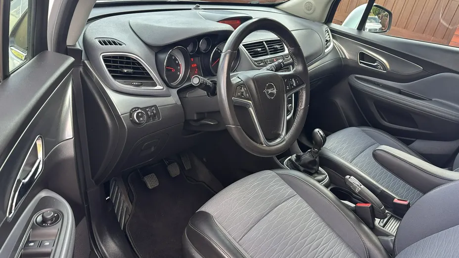 OPEL Mokka -