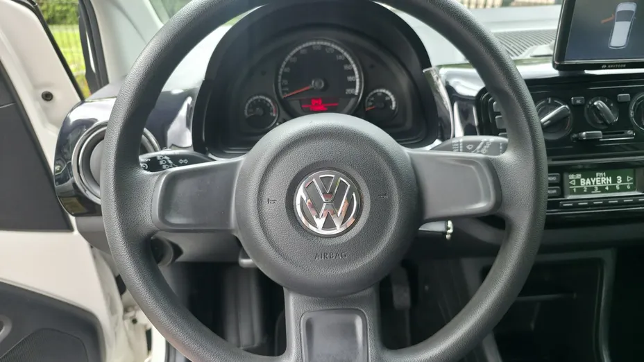 VOLKSWAGEN up! -