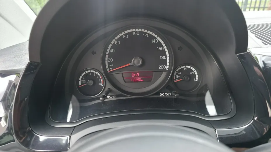 VOLKSWAGEN up! -