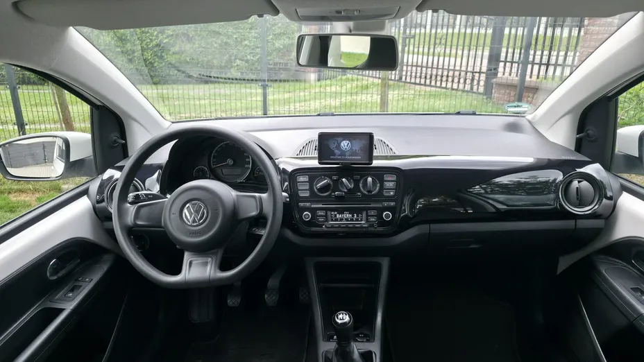 VOLKSWAGEN up! -