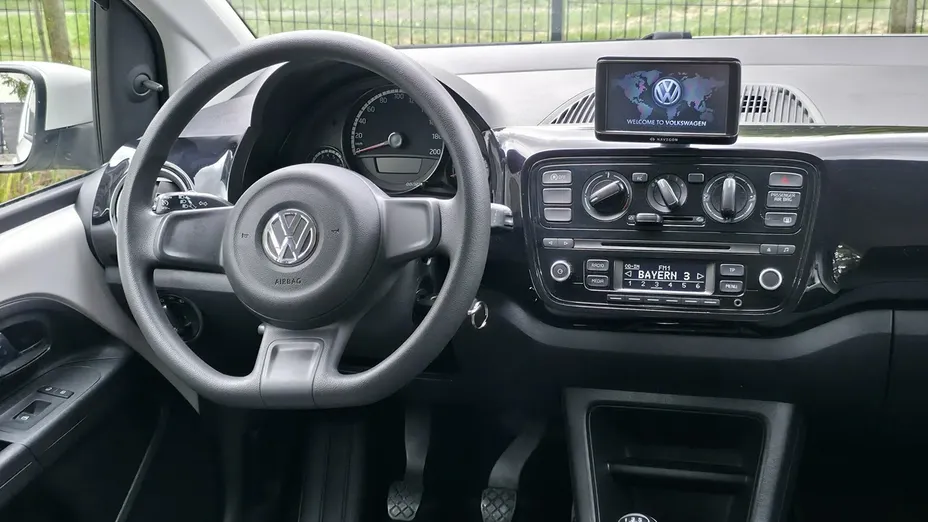 VOLKSWAGEN up! -