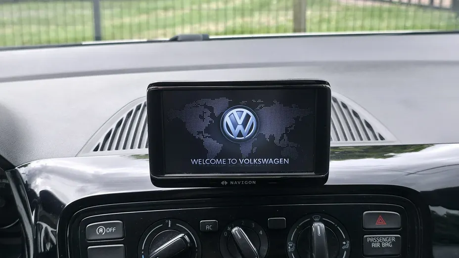 VOLKSWAGEN up! -