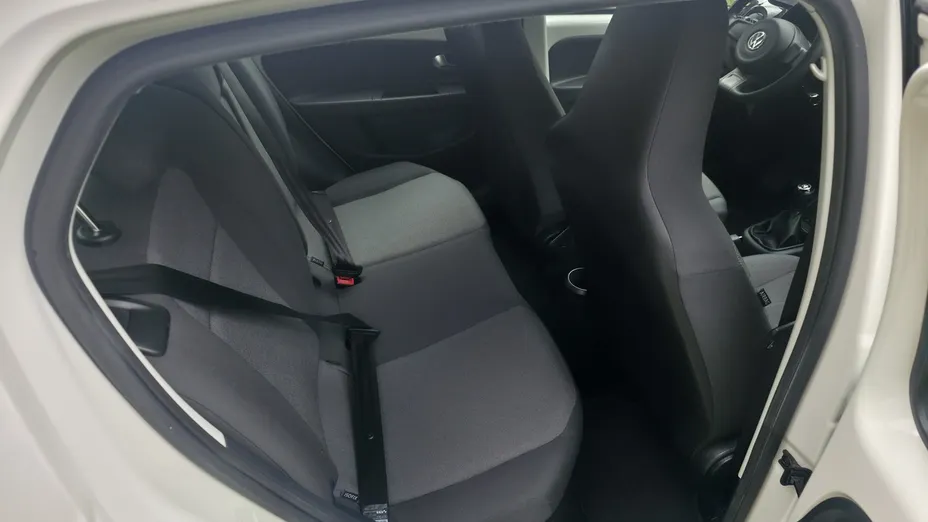 VOLKSWAGEN up! -