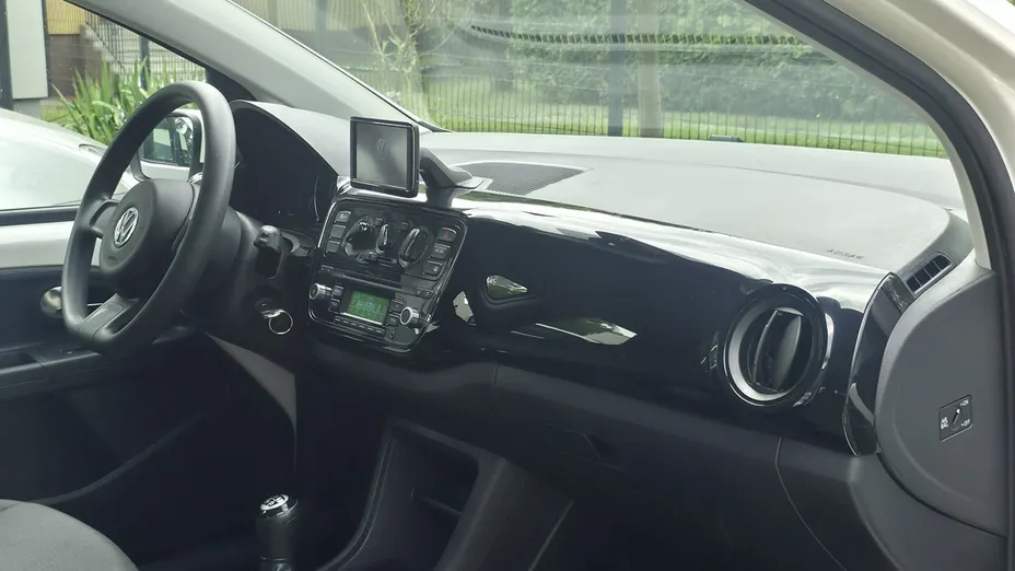 VOLKSWAGEN up! -