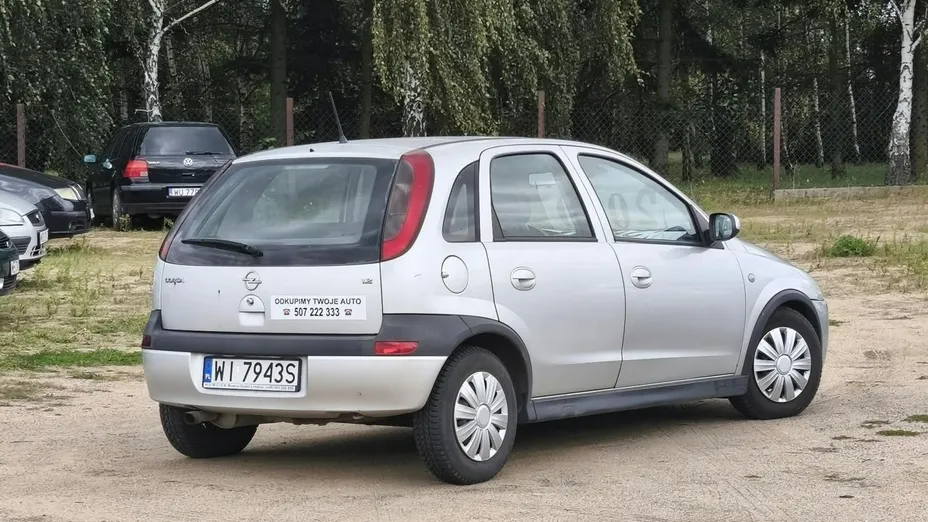 OPEL Corsa -