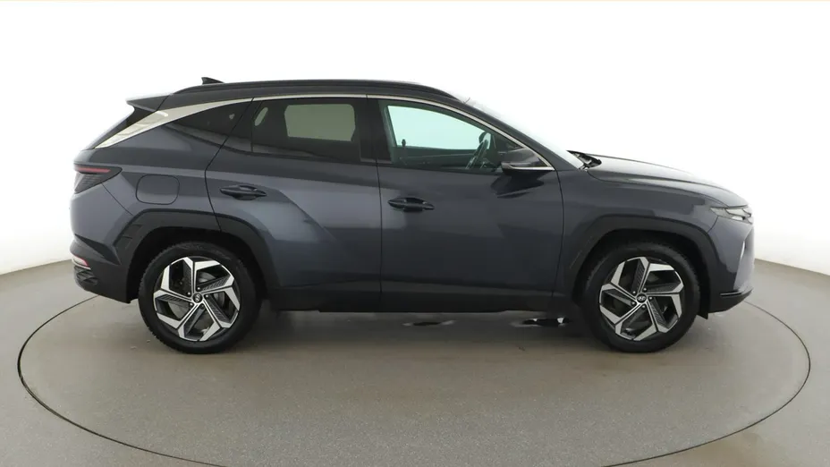 HYUNDAI Tucson -