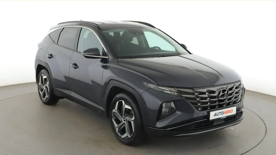 HYUNDAI Tucson -